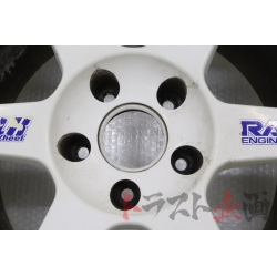 KUTE felgi RAYS Volk Racing TE37C 17x8,5 5x114,3 ET30 białe